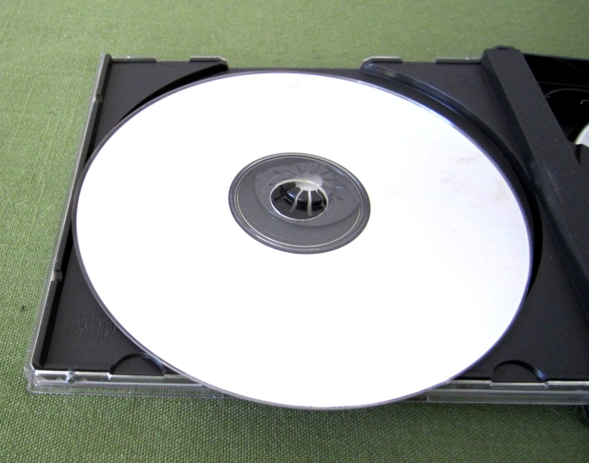 Vintage Microsoft Visual Studio 6.0 Professional Edition (3) CDs, w/ cd key