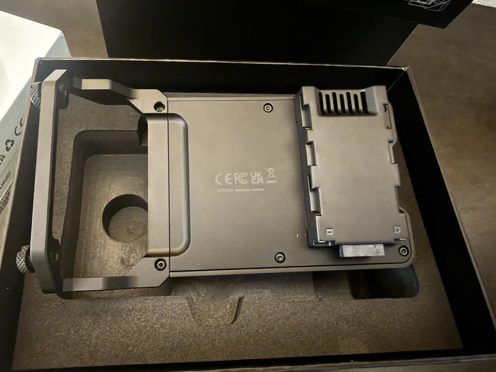 Atomos Ninja Ultra 5.2” Plus Atomos Connect