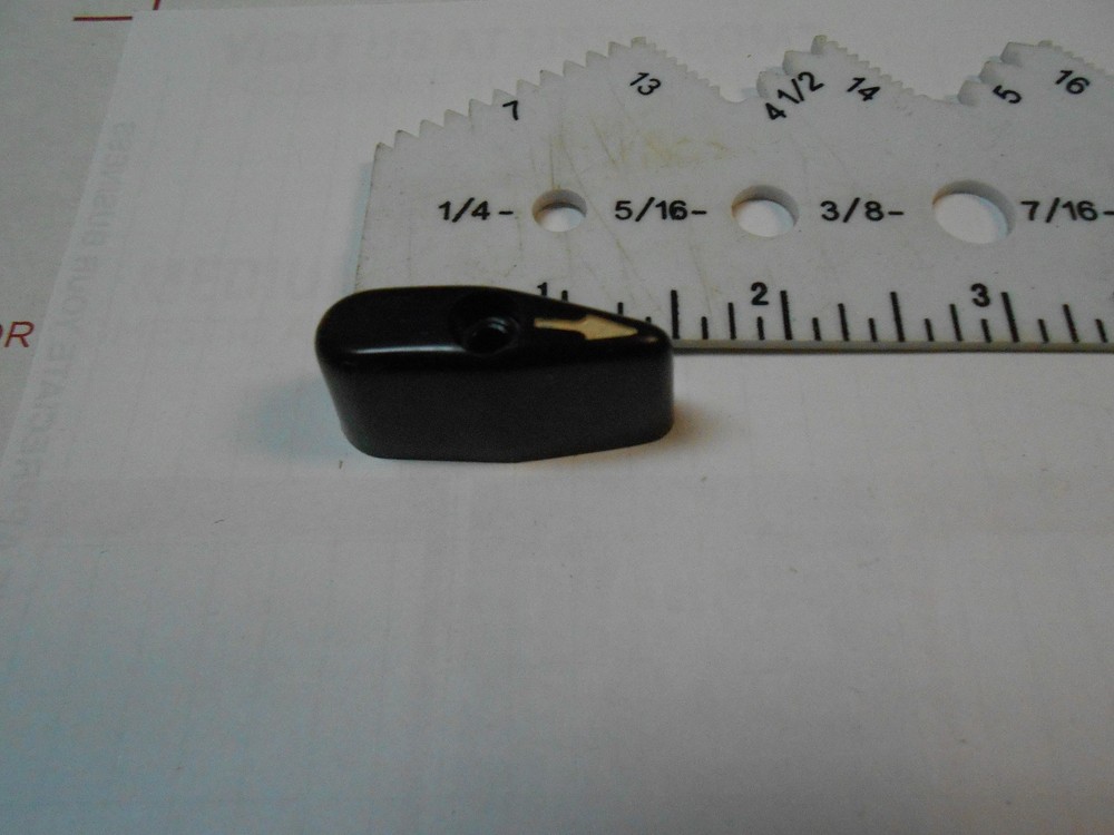 74000-2  ROTARY POINTER SWITCH KNOB NEW OLD STOCK