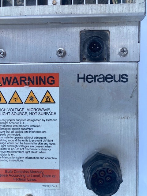 Heraeus I300MB UV LIGHT