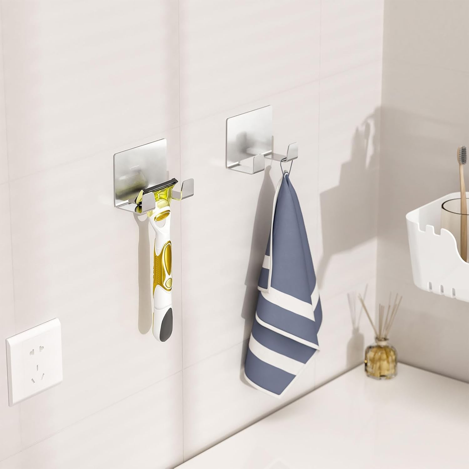 Razor Shower Holder, 2 Pack, Wall Hooks with Loofah and Razor Hooks