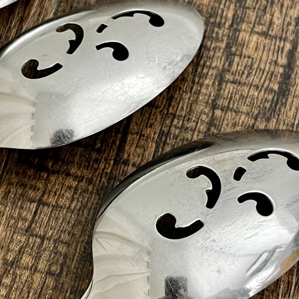 Oneida Chatelaine (3) Pierced Serving Spoon Stainless 8 1/4in Replacement