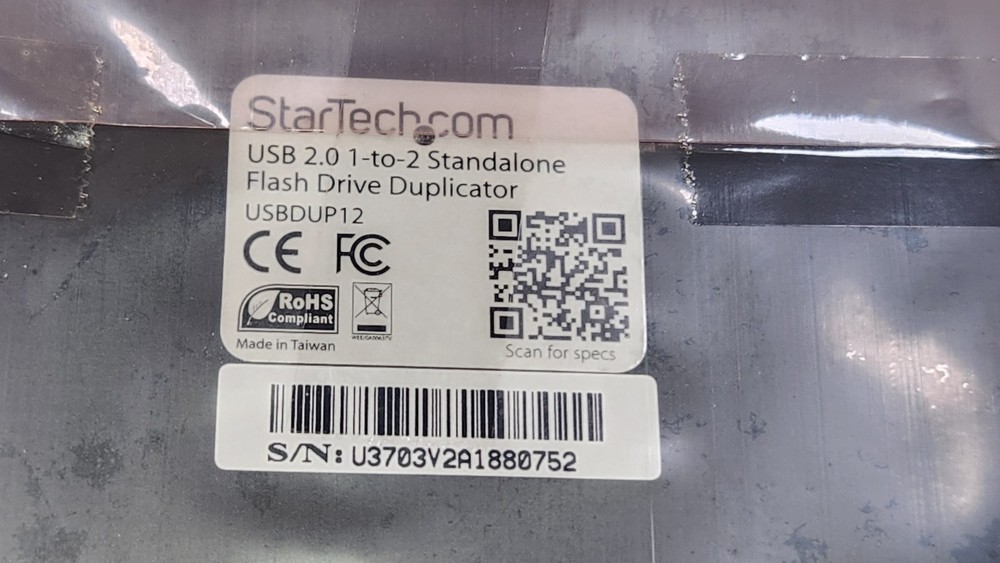 StarTech 1:2 Standalone USB 2.0 Flash Drive Duplicator and Eraser