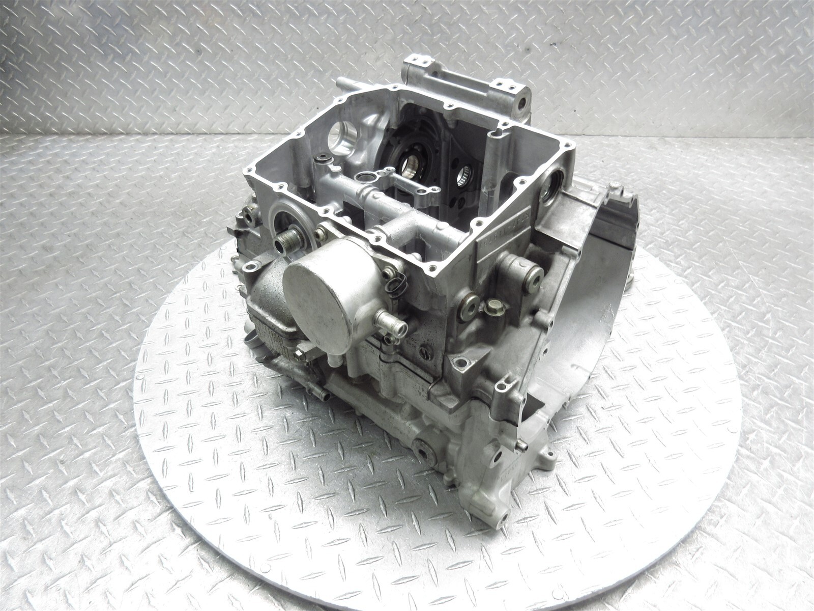 2015 11-20 Suzuki GSXR 750 GSXR750 Crankcase Case Engine Motor Block Piston Lot