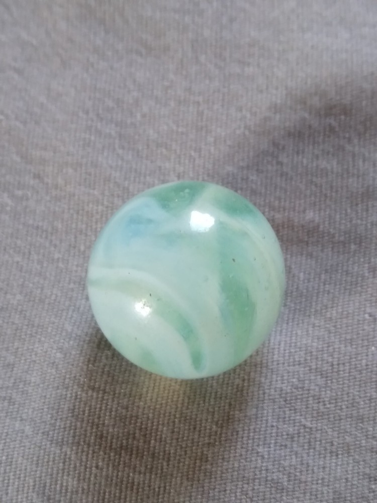 Vintage 9/16" Glass Playing Marble.