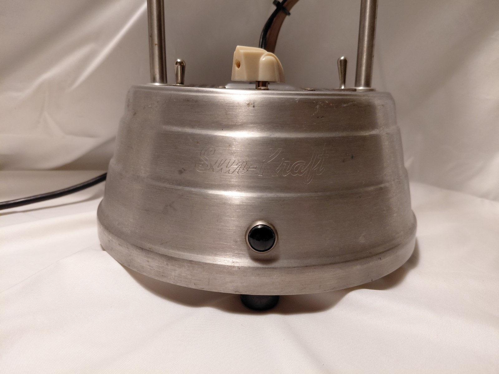 Vintage 1940's-1950's Sun Kraft Ultraviolet & Infrared Dual Bulb Medical Lamp