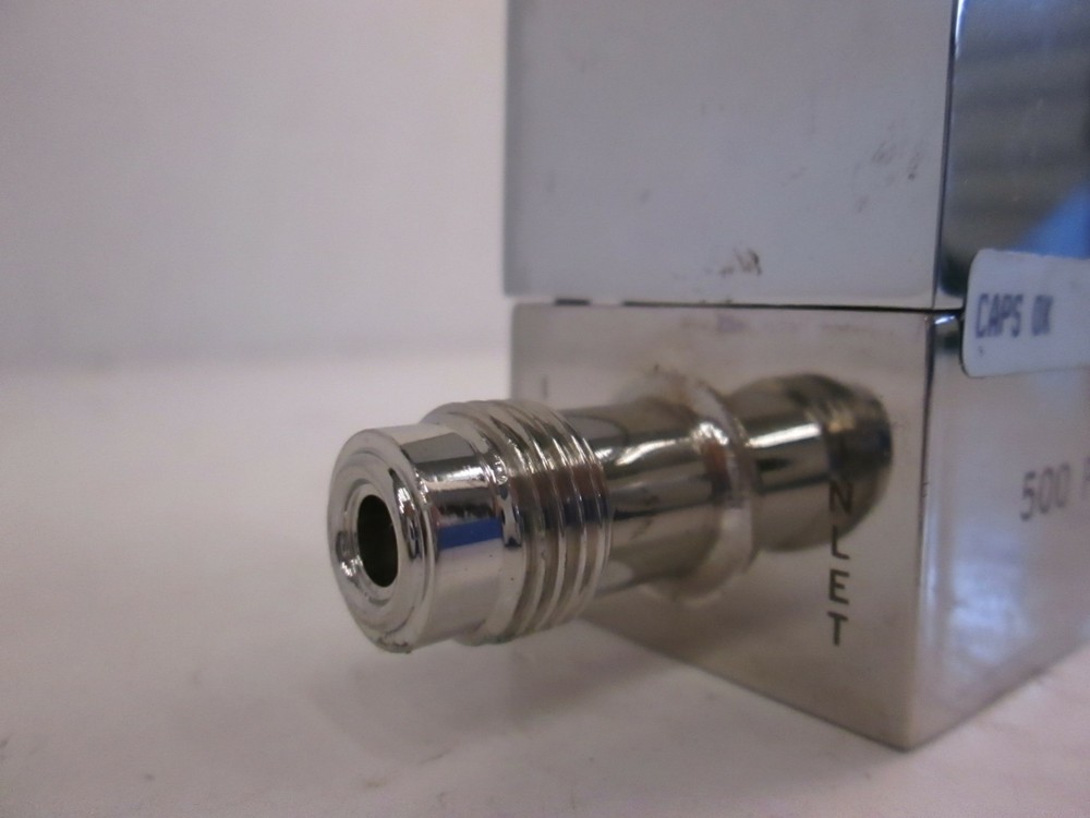 Unit UFC-1500A Mass Flow Controller, Gas, N2O, 1 SLM