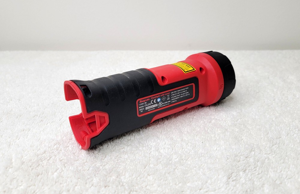 SNAP-ON TOOLS NEW 7.2V FLASHLIGHT 200 LUMEN CTLZ761 BARE TOOL NO BATTERY