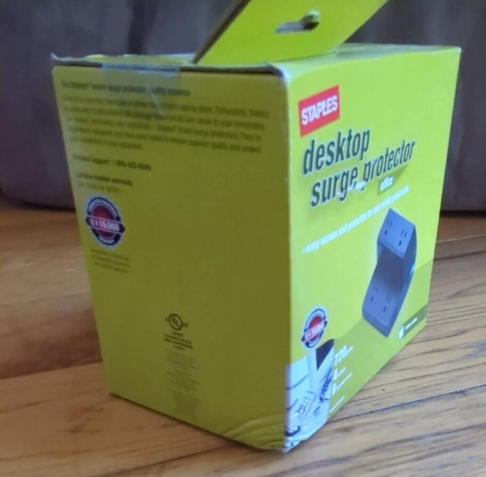 Staples SSM-DK40-US/CC 4 Outlet Desktop Surge Protector