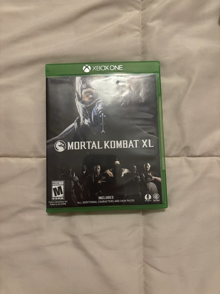 XBOX ONE (comes with games)