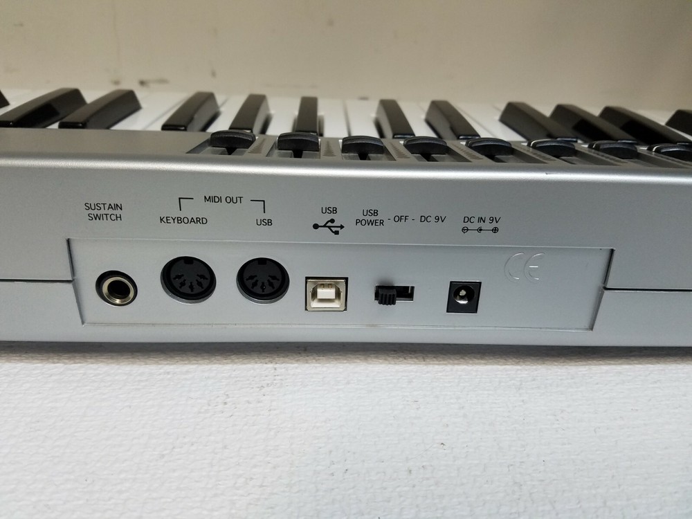 M-Audio Radium 61-Key USB MIDI Controller