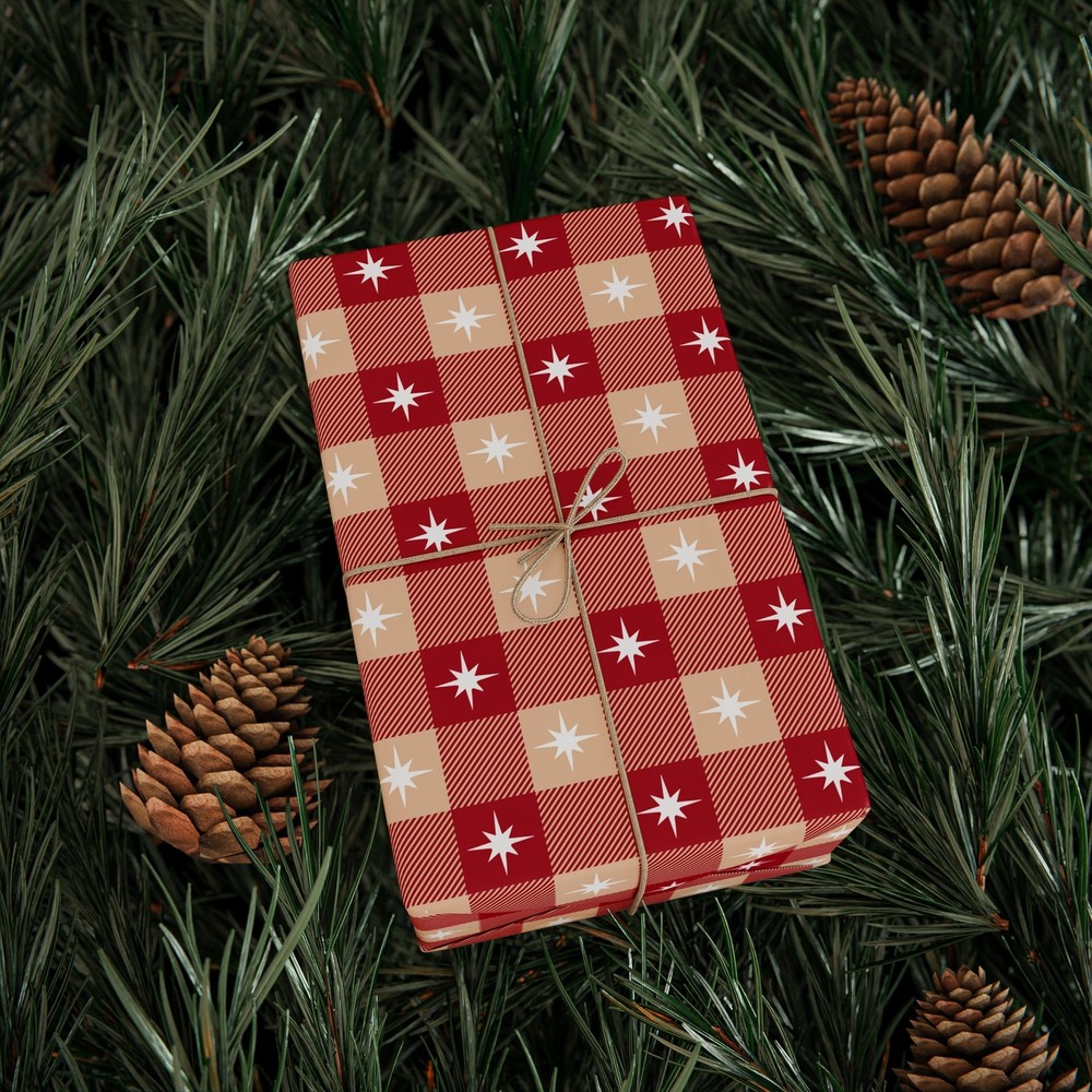 Red And Tan Gingham With Star Print Wrapping Papers