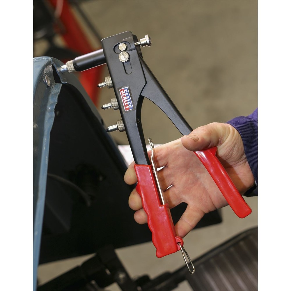 Sealey Threaded Nut Riveting Kit AK393