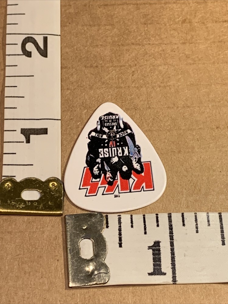 Vintage KISS 2014 Kruise IV Tour Guitar Pick,GENE SIMMONS Guitar Pick KISS Pick