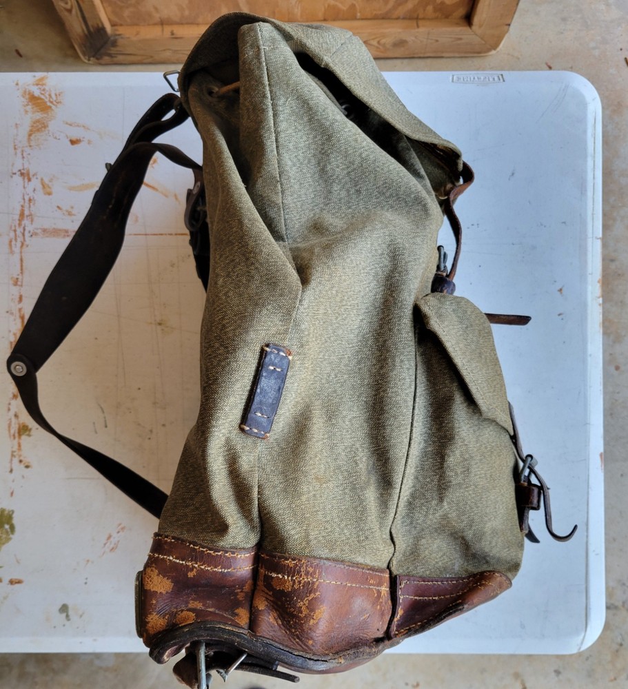 Swiss Army Mountain Pack Backpack Rucksack Canvas Salt & Pepper
