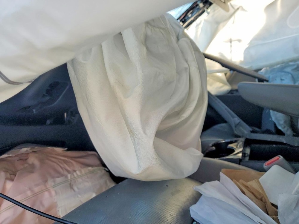 SIENNA 2016 Lid Motor Pull Down 5610465