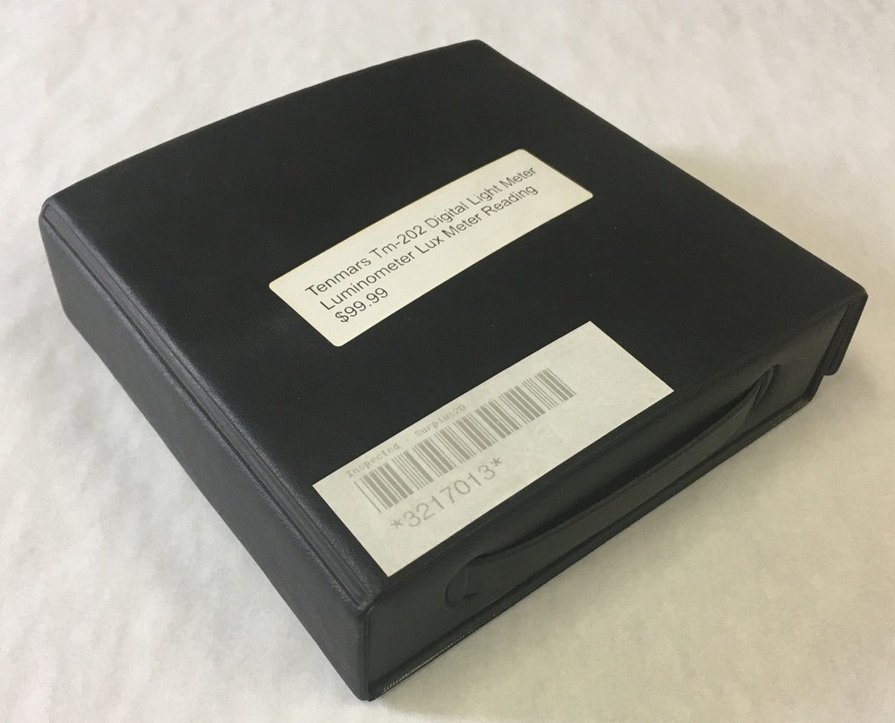 Tenmars TM-202 Digital Light Meter, Luminometer Lux Meter Reading