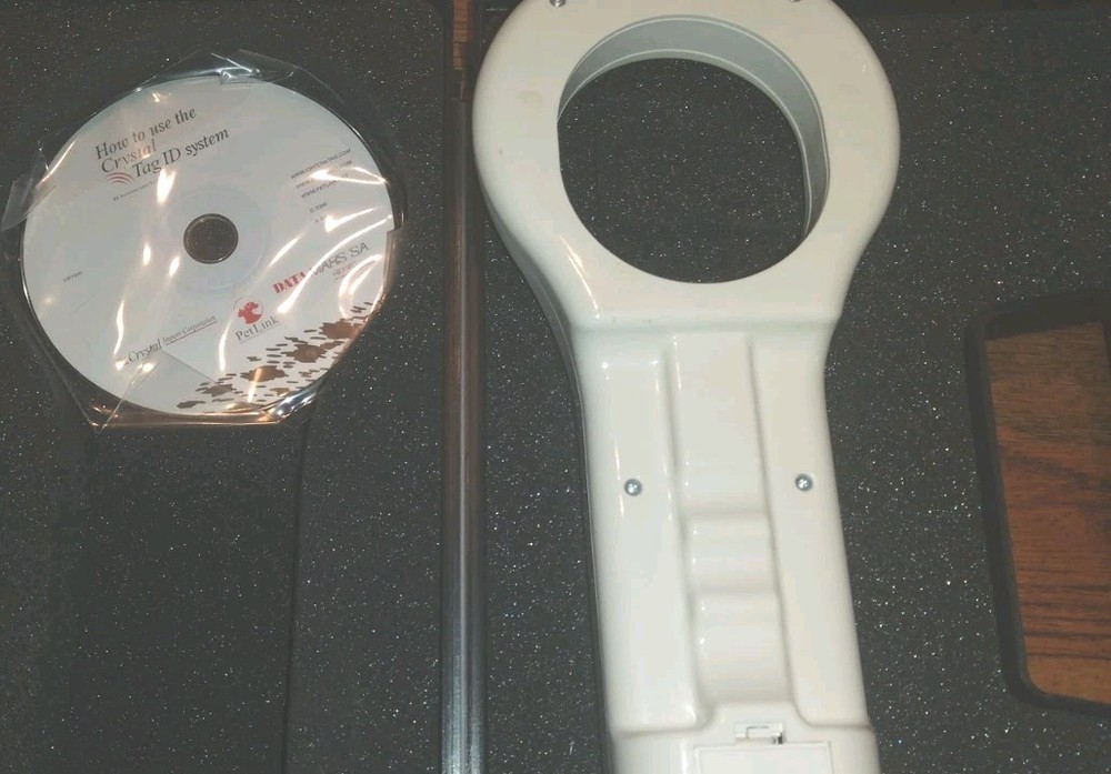 DataMars ResQ Pet Tracking System iMAX Black Label RF-Identification Chip Scan