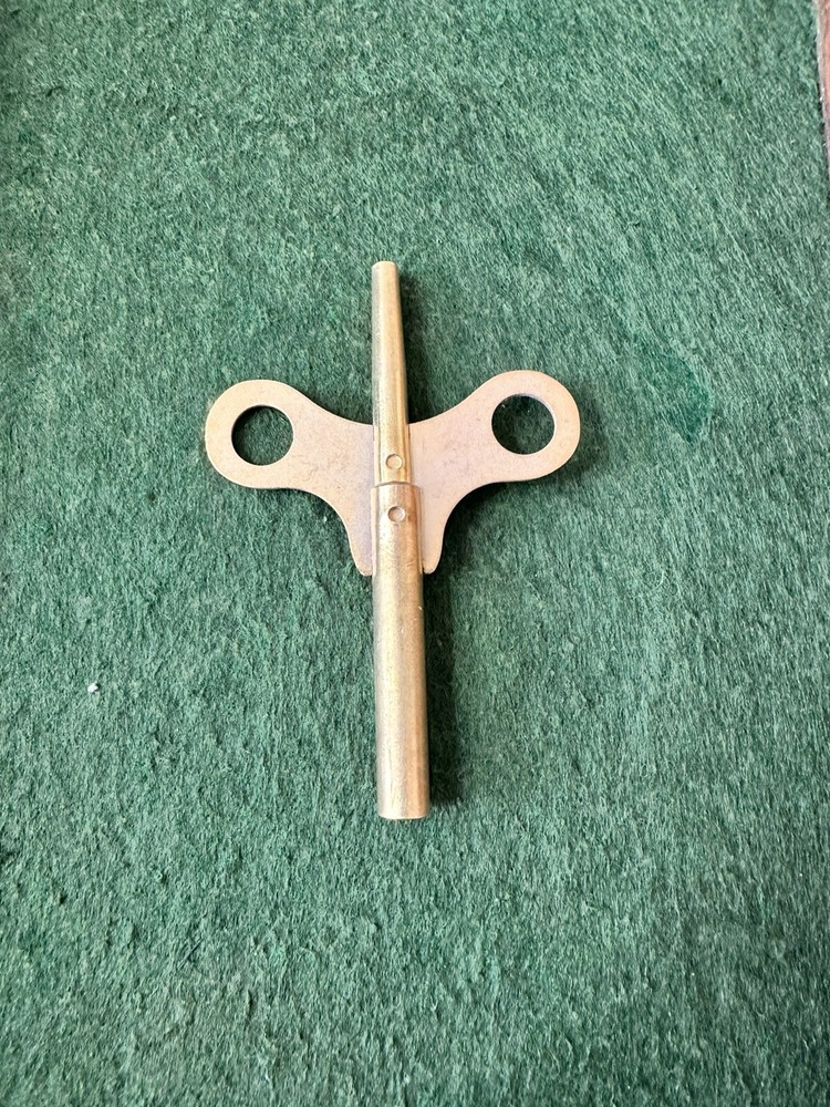 Key For No. 119 Seth Thomas Chime Mantle Clock