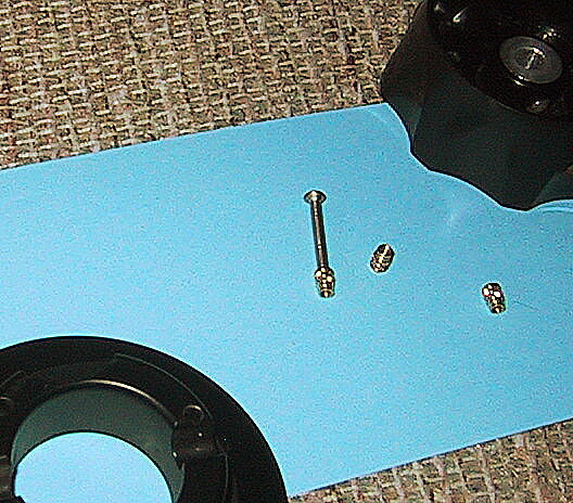 Installation kit for Collins weighted "spinner" knob, 2-56 flat screws + inserts