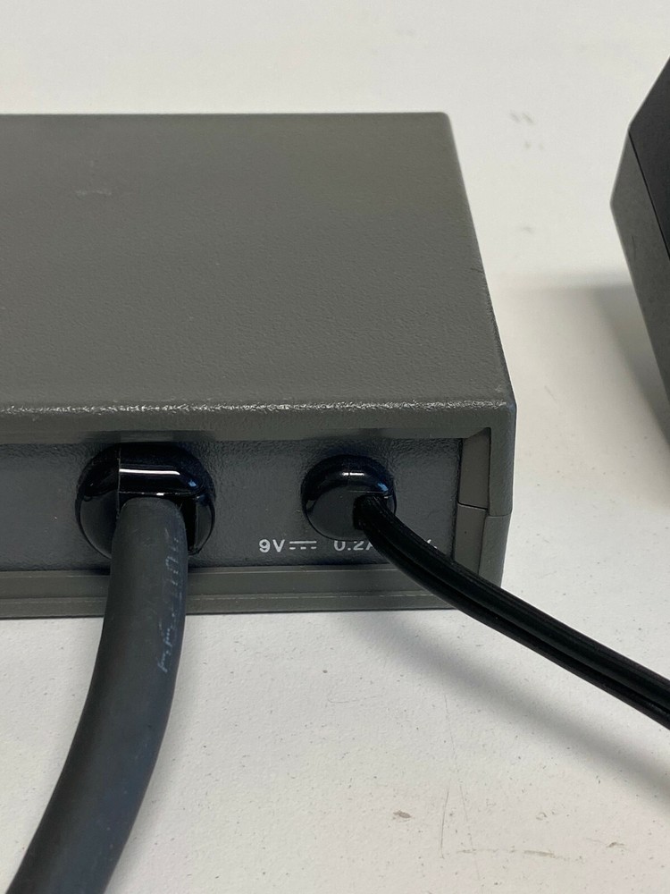 PP6: Extron P/2 DA2 PLUS Two Output VGA Distribution Amplifier