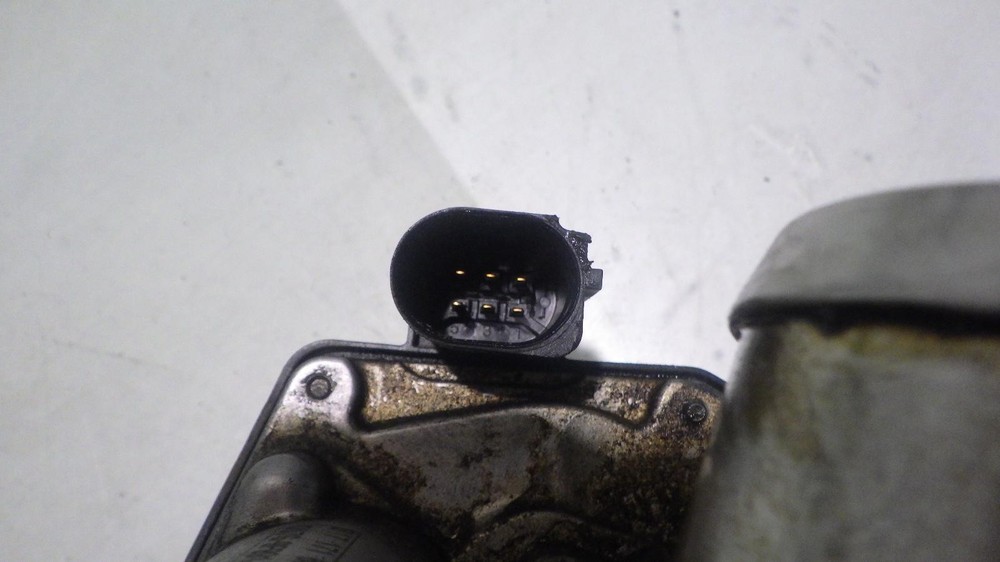 18 FORD ESCAPE Throttle Body
