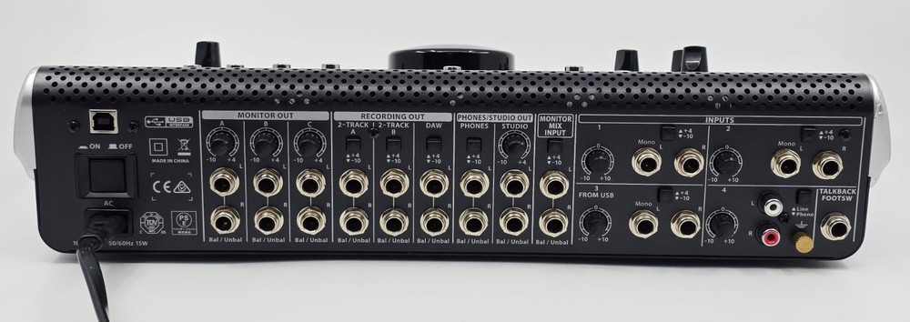 Behringer XENYX CONTROL2USB High-end Studio, VCA Control and USB Audio Interface