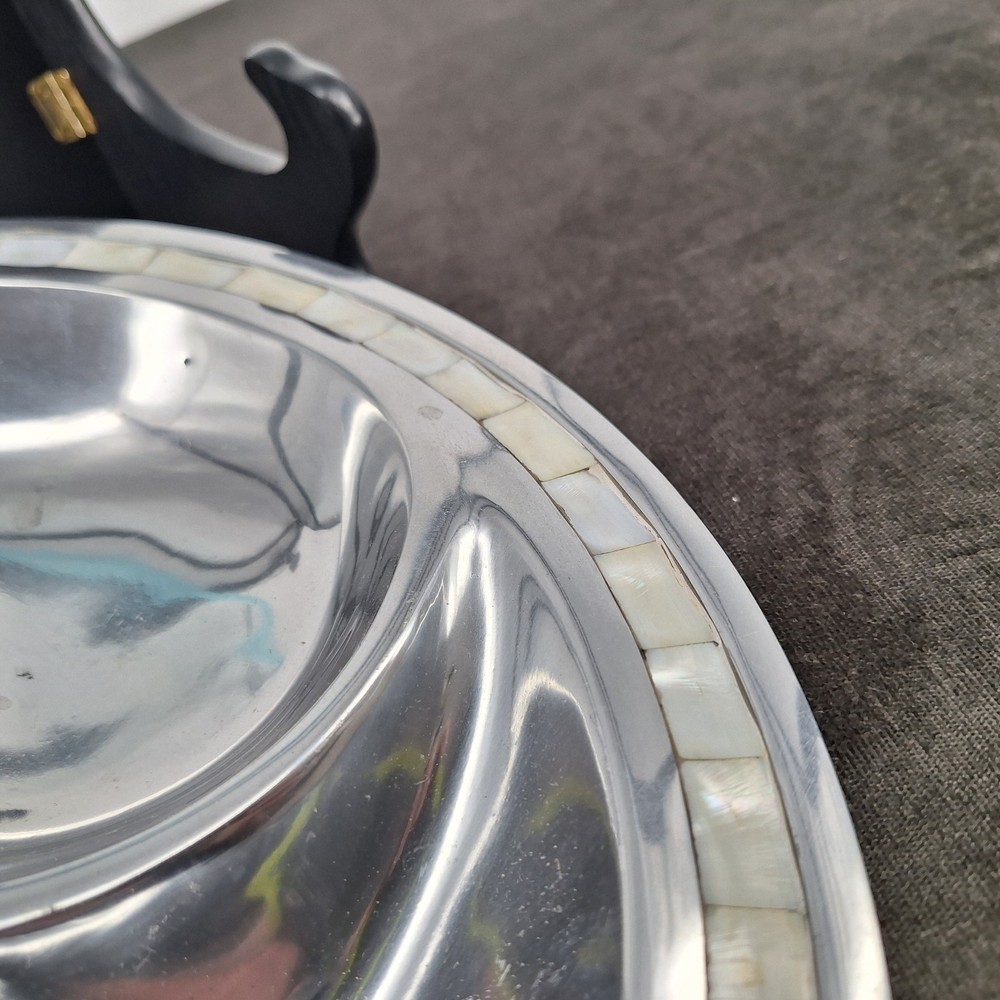 Towle Silversmith 12" Divided Bowl Mother of Pearl inlaid edge Made in India