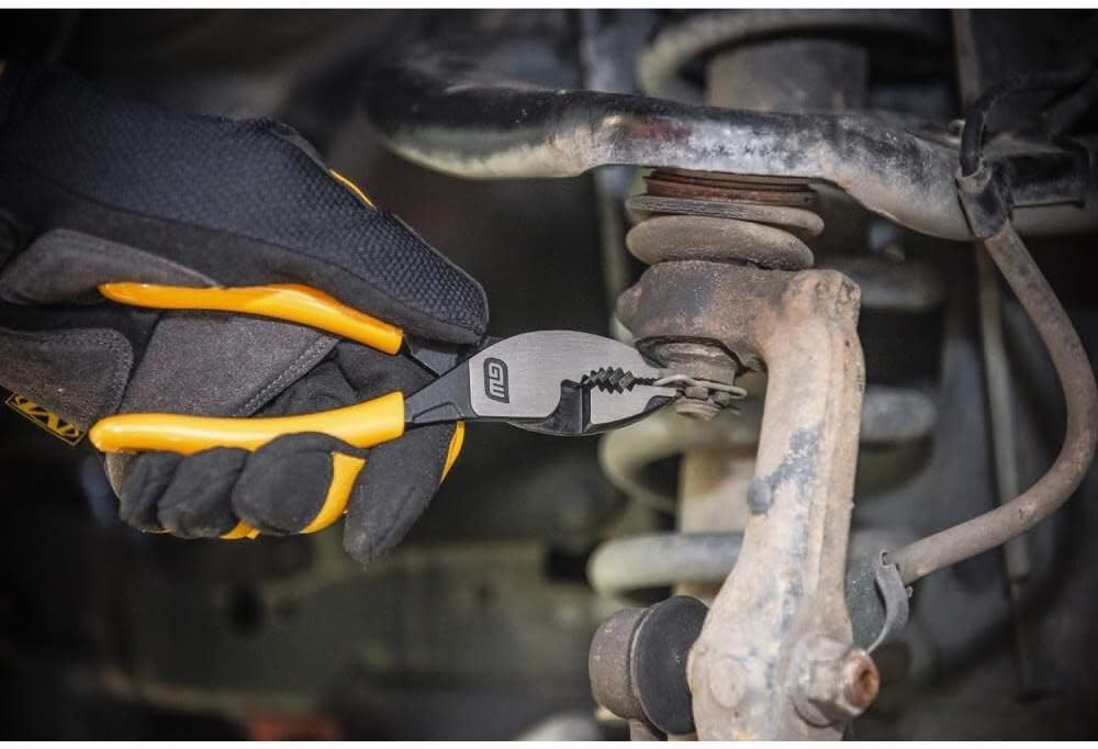 6 Inch Dipped Handle Slip Joint Plier -