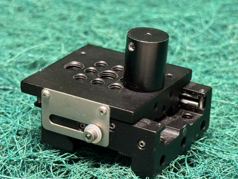 Newport 9065 Manual Linear Stage