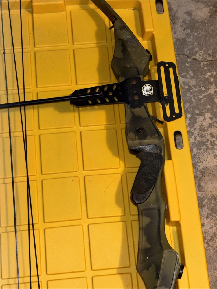 PSE Compound Bow Right-Handed Pre-owned