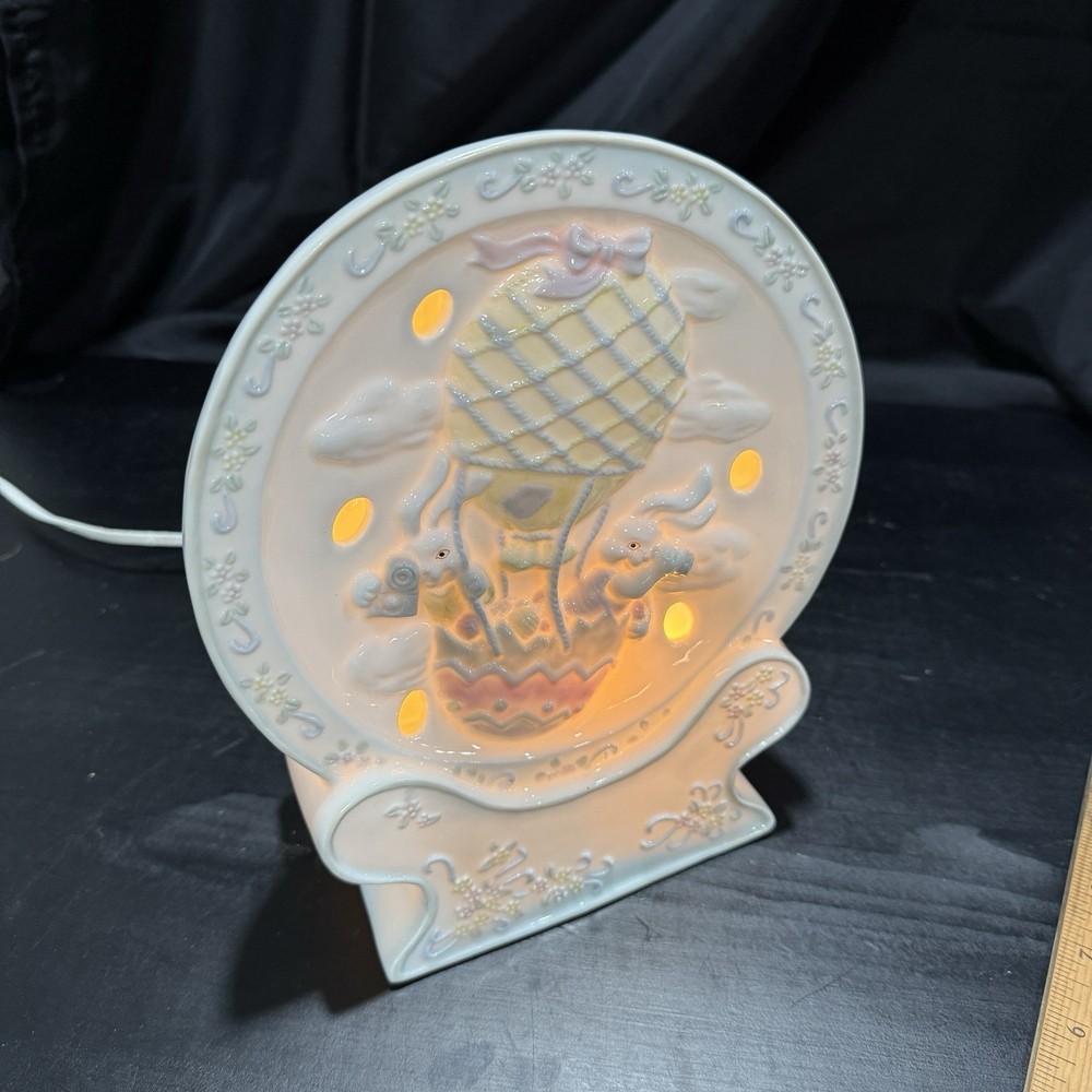 Cracker Barrel Easter Porcelain Lighted Plate with Box HTF Night Light