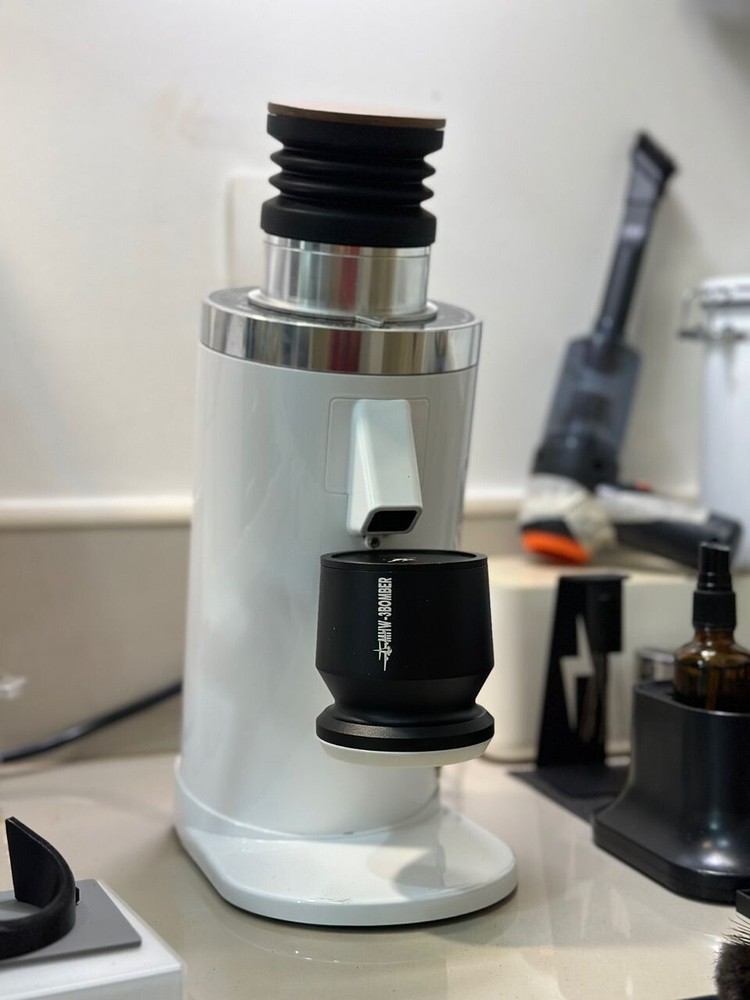 MHW-3Bomber Blind Shaker Mount for DF64 Coffee Grinder