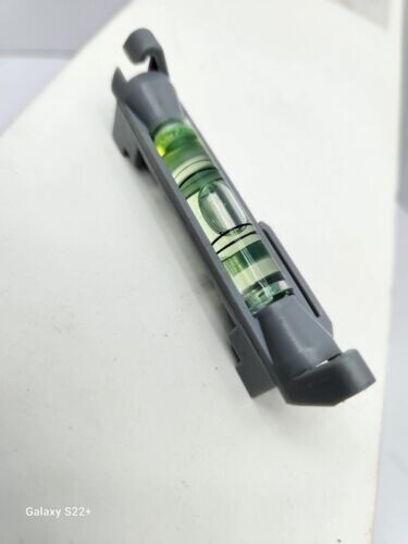 NEW 3" Line Level hang on string or place on surface Carpenter Landscape Survey