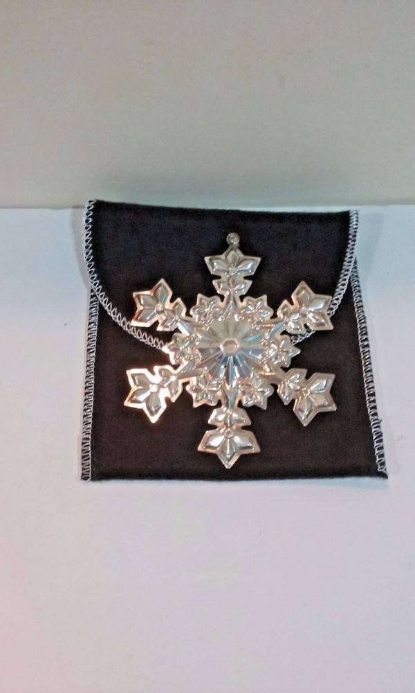 Gorham Sterling Snowflake 2000  31st in the series