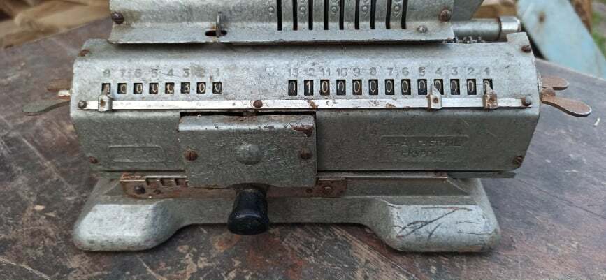 Original Mechanical Calculator "Felix" USSR-Arithmometer Vintage Adding Machine