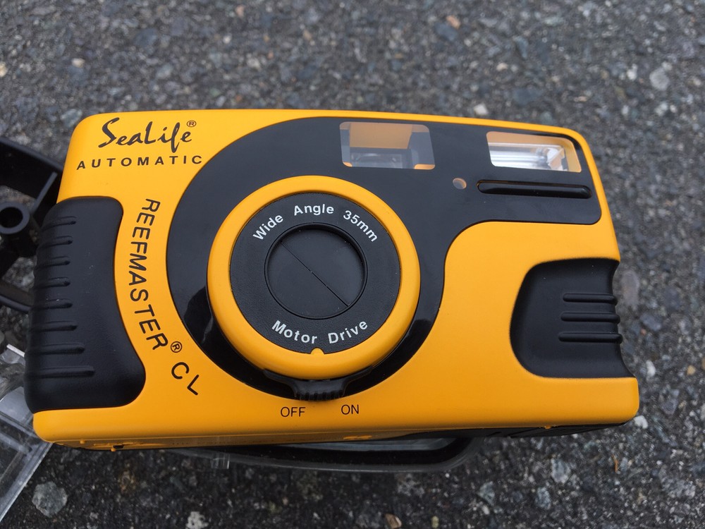 Sealife Reefmaster SL52001 Automatic 35mm camera and waterproof case