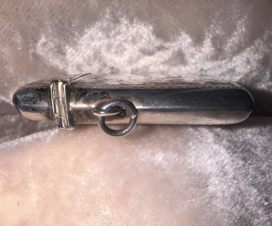 SUPERB ANTIQUE EDWARDIAN SOLID STERLING SILVER SEVEN FINGER VESTA CASE C.1910