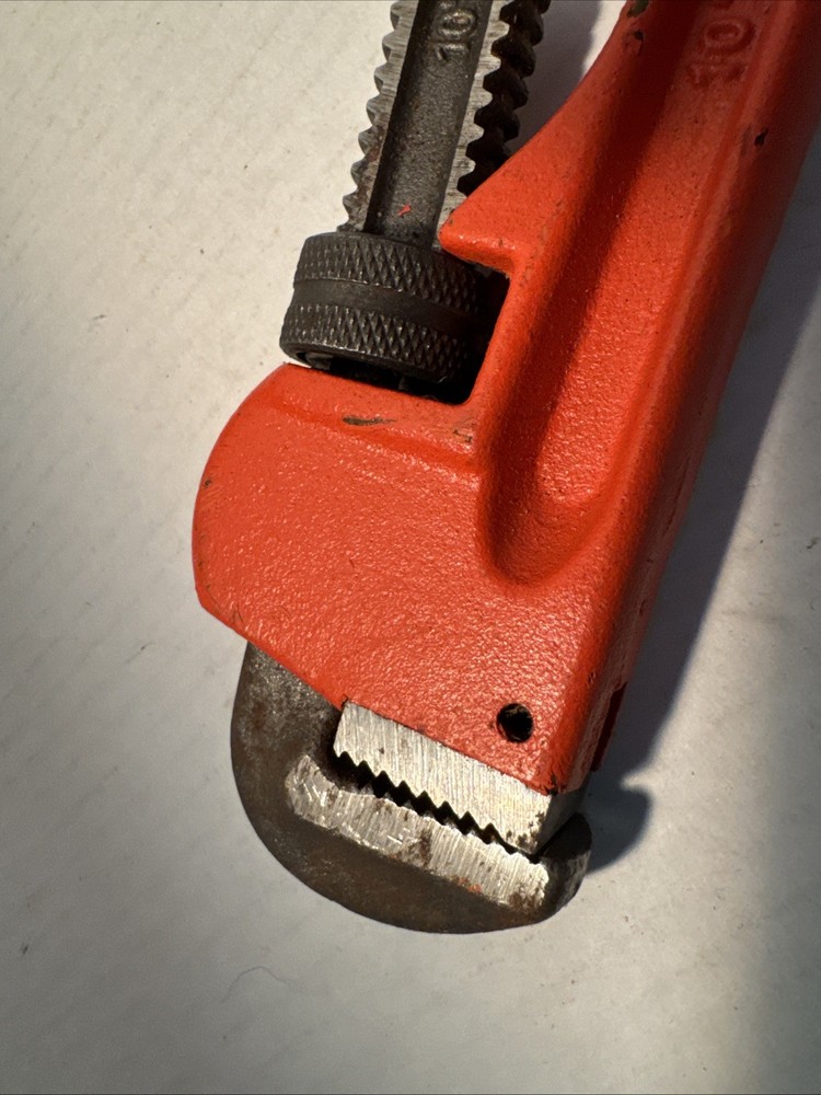 10" Pipe Wrench Cast Iron HEAVY NICE ORANGE Pittsburgh