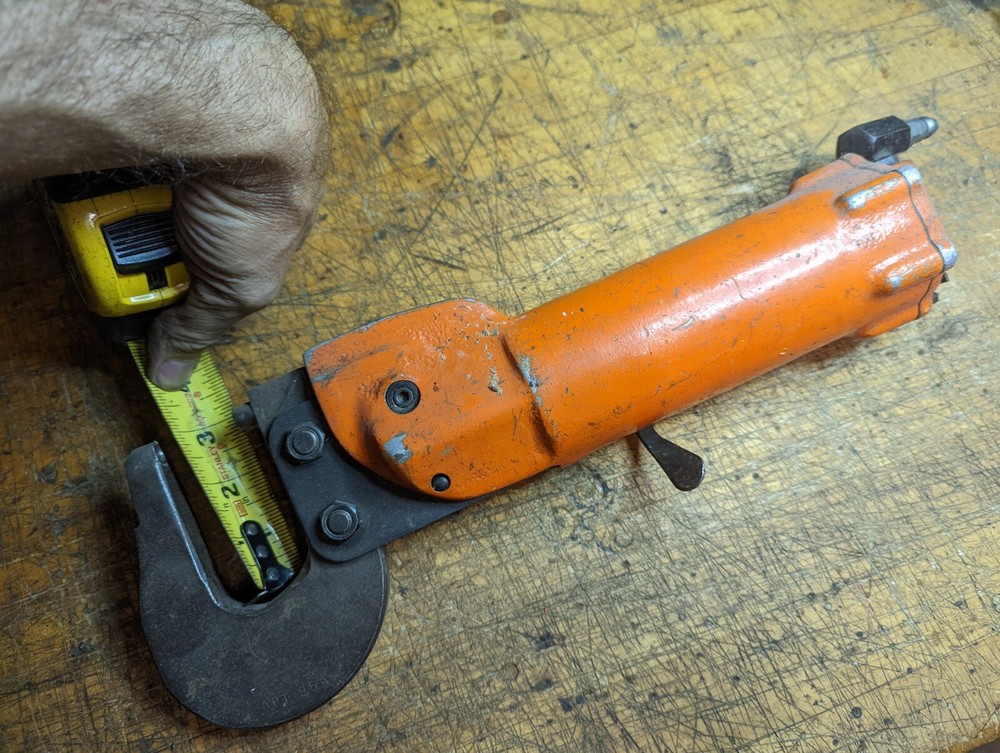 APT 720 Pneumatic Compression Rivet Squeezer air riveter aircraft deep 959 head