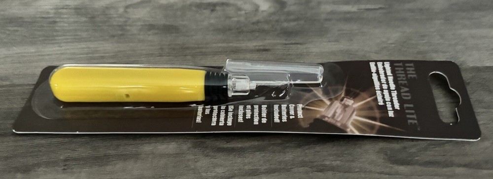 THE THREAD LITE Needle Threader Led Light Sewing Aids Tools Wire Loop DIY