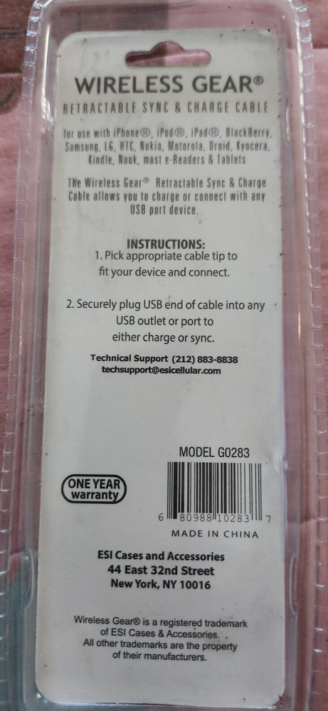 WIRELESS GEAR RETRACTABLE SYNC & CHARGE CABLE Model: G0283 WHITE- 31" CORD