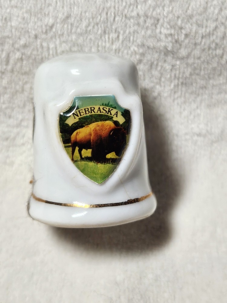 12 Porcelain State Souvenir Thimbles