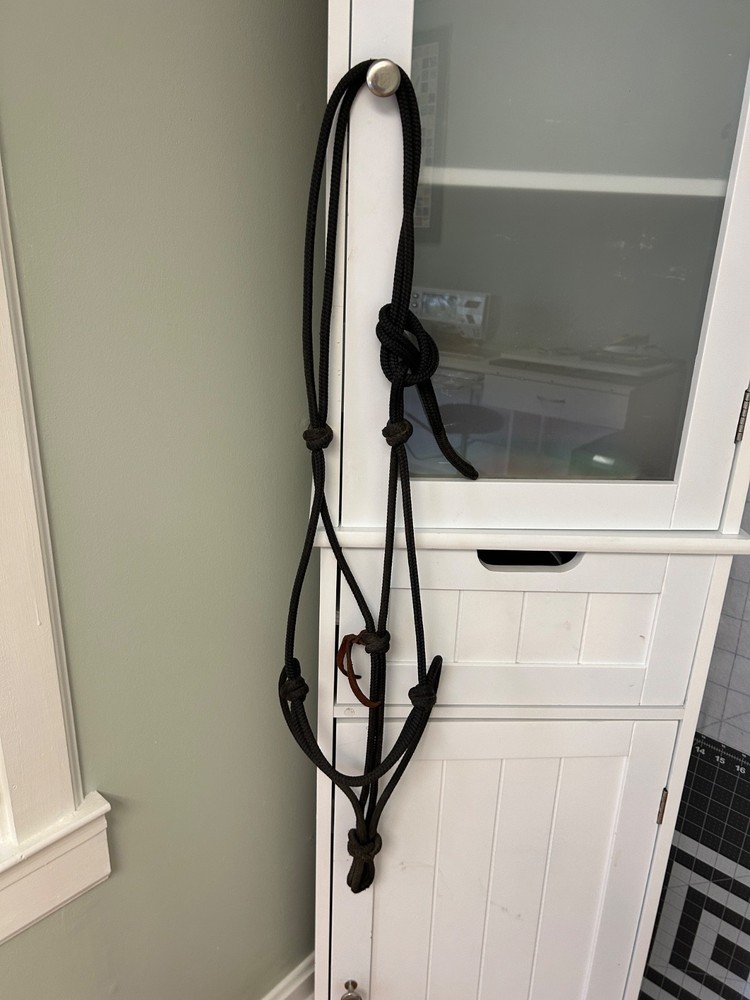 Soft rope halter (Parelli style)