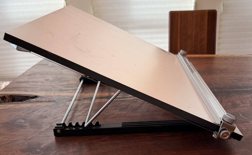 Adjustable Height Table Top Drafting Table 24" x 18" with Handle