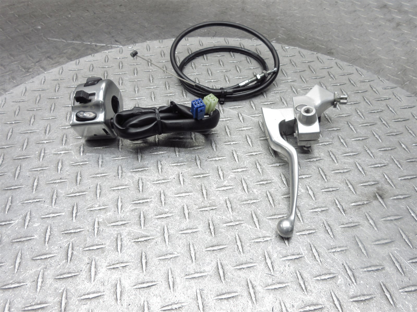 2009 04-16 Yamaha VStar 650 Classic XVS650 Left Handlebar Switch Clutch Perch