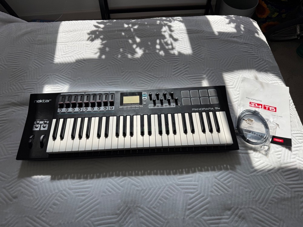 Nektar Panorama T4 49-key Keyboard Controller