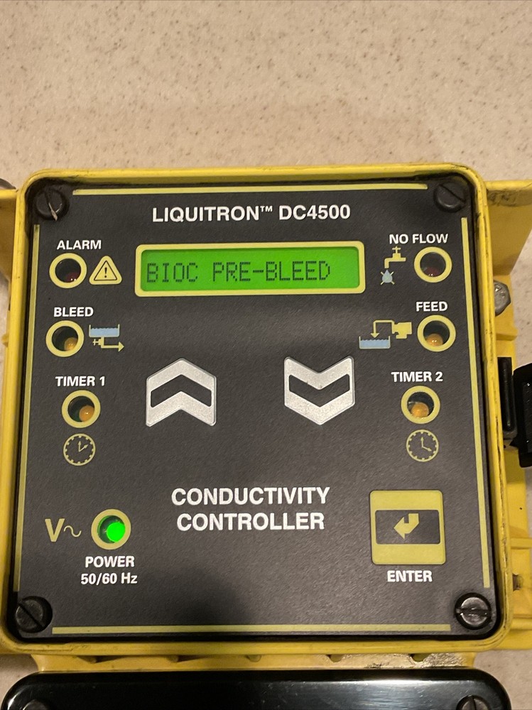 Milton Roy Liquitron DC4500 120V CONDUCTIVITY CONTROLLER -- Great Condition!!!!!