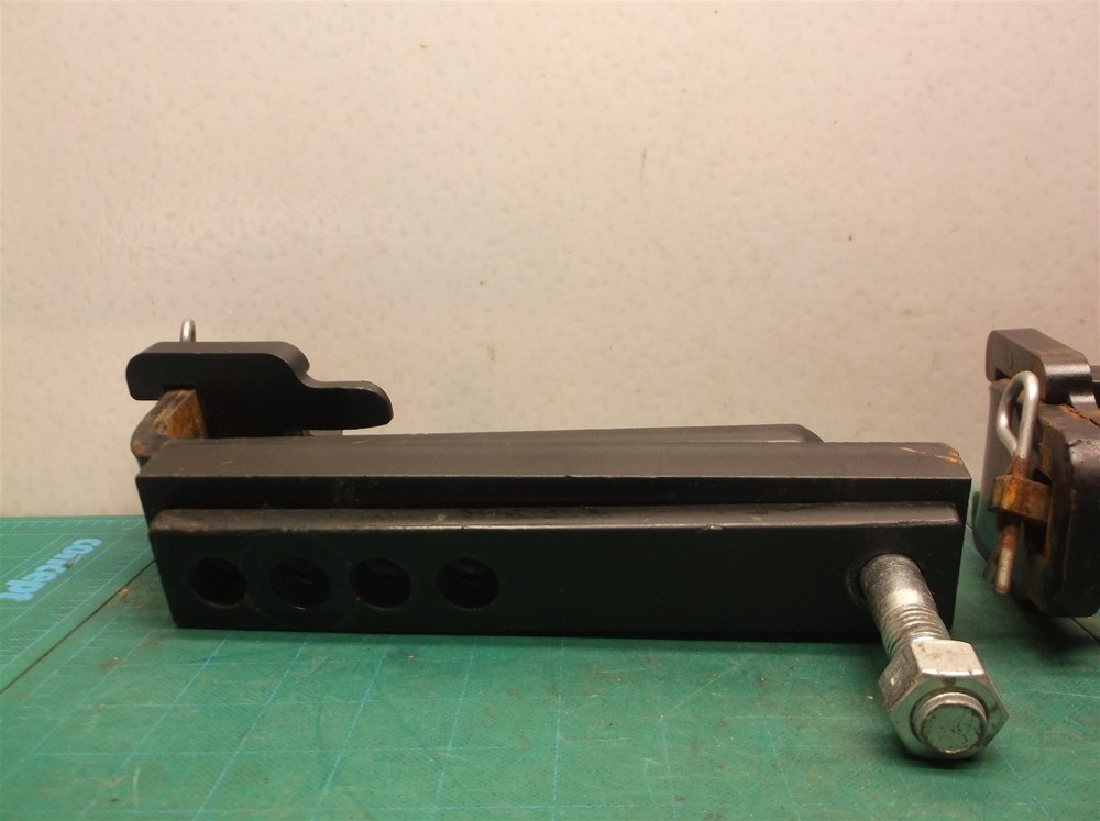 2 adjustable sway bar arms