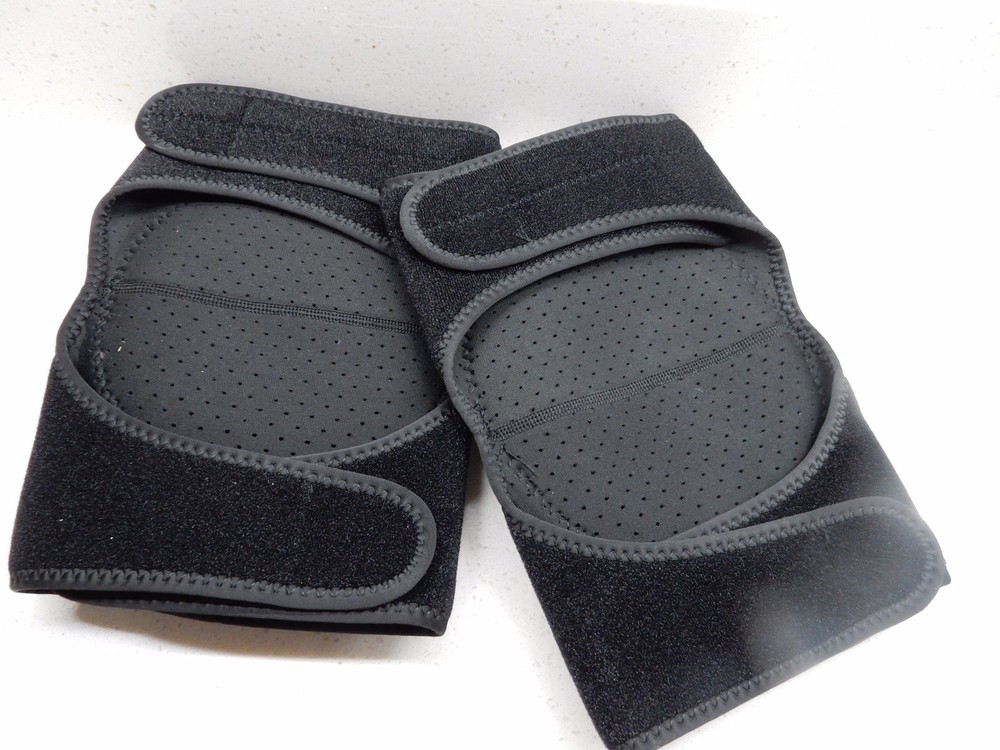 Knee Mate, Neoprene Knee Pads, Adjustable, Comfortable